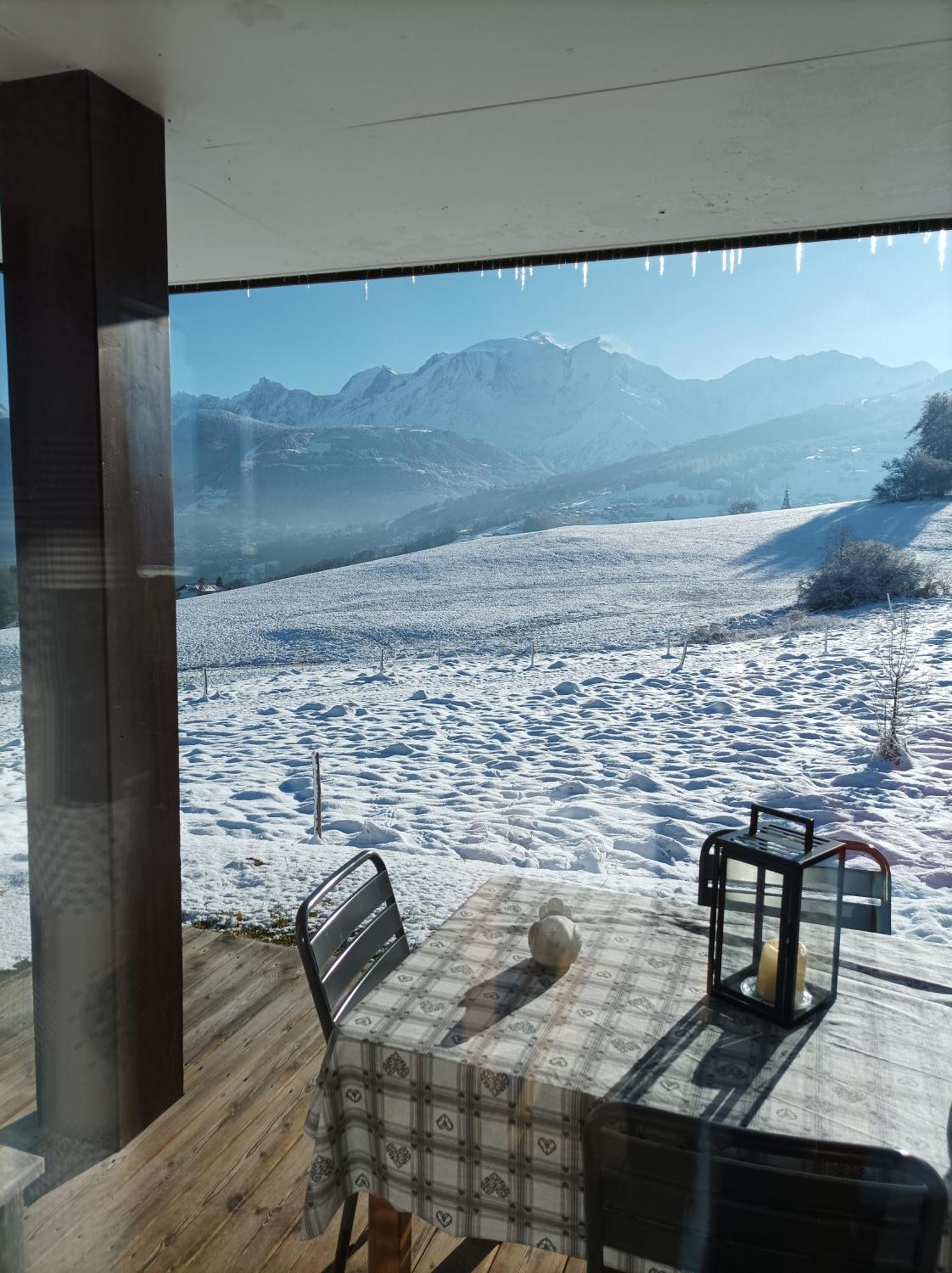 Rez De Chaussee Tres Calme Vue Mont-Blanc Combloux Exterior foto