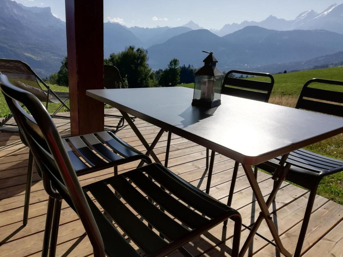 Rez De Chaussee Tres Calme Vue Mont-Blanc Combloux Exterior foto